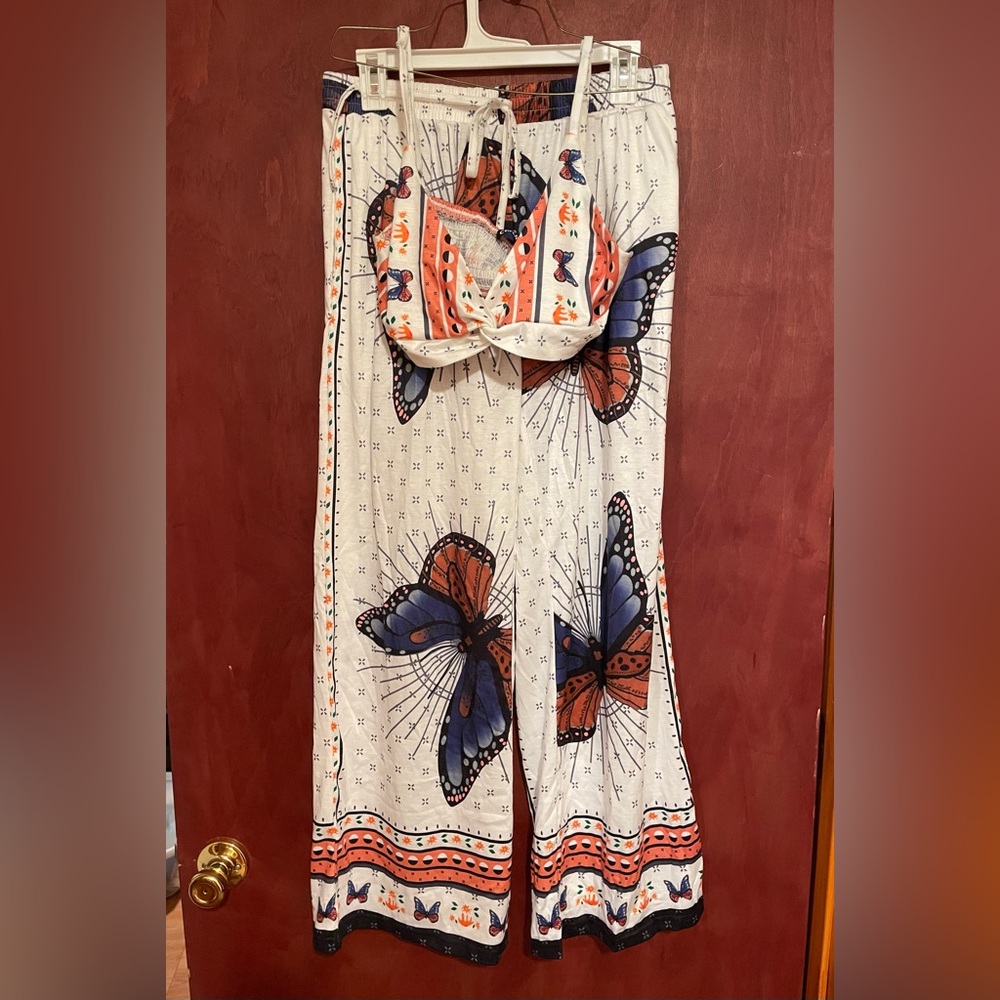 Butterfly Crop Top and Pants Set!!